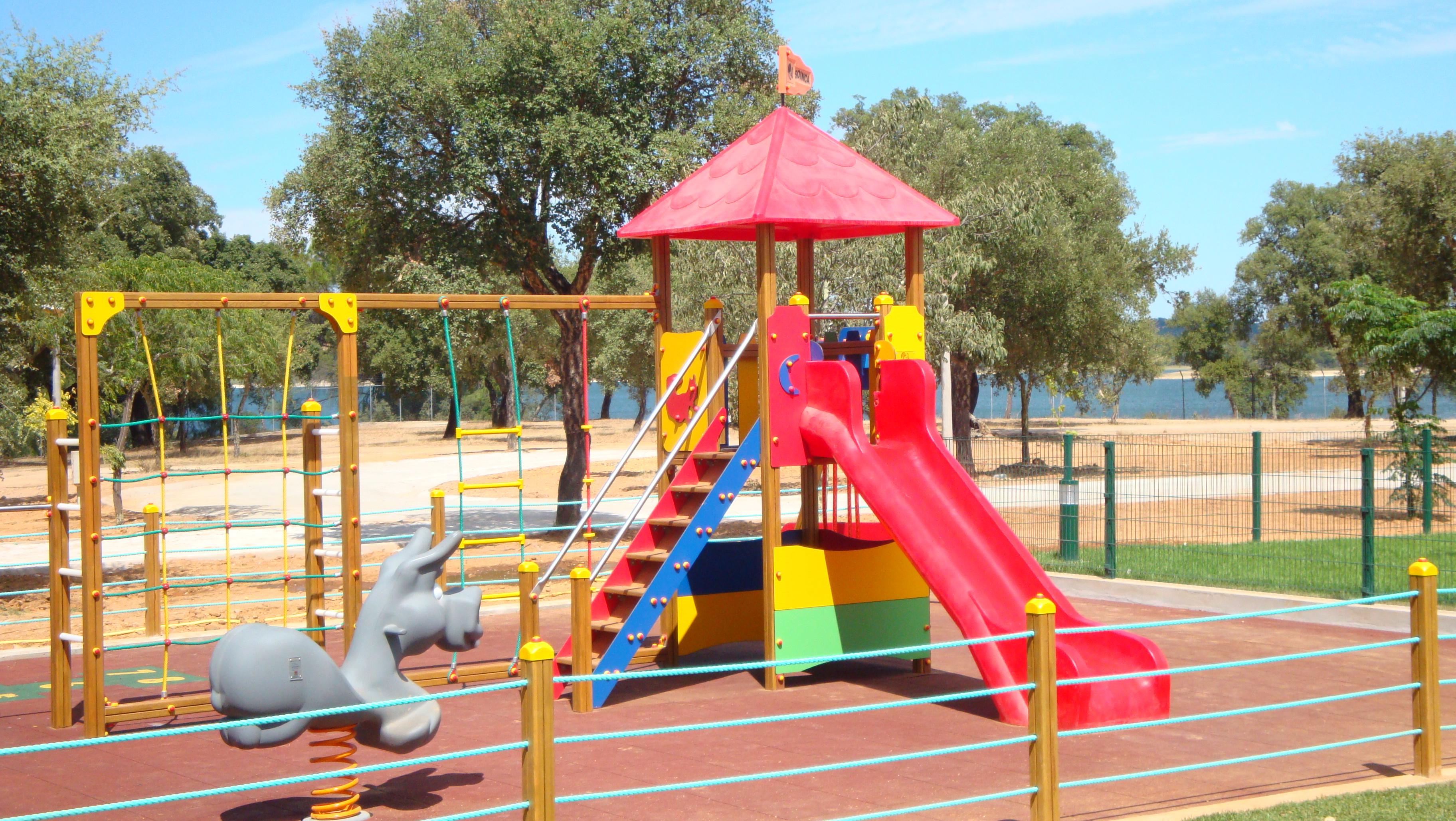 فندق Parque De Campismo Orbitur مونتارجيل المظهر الخارجي الصورة