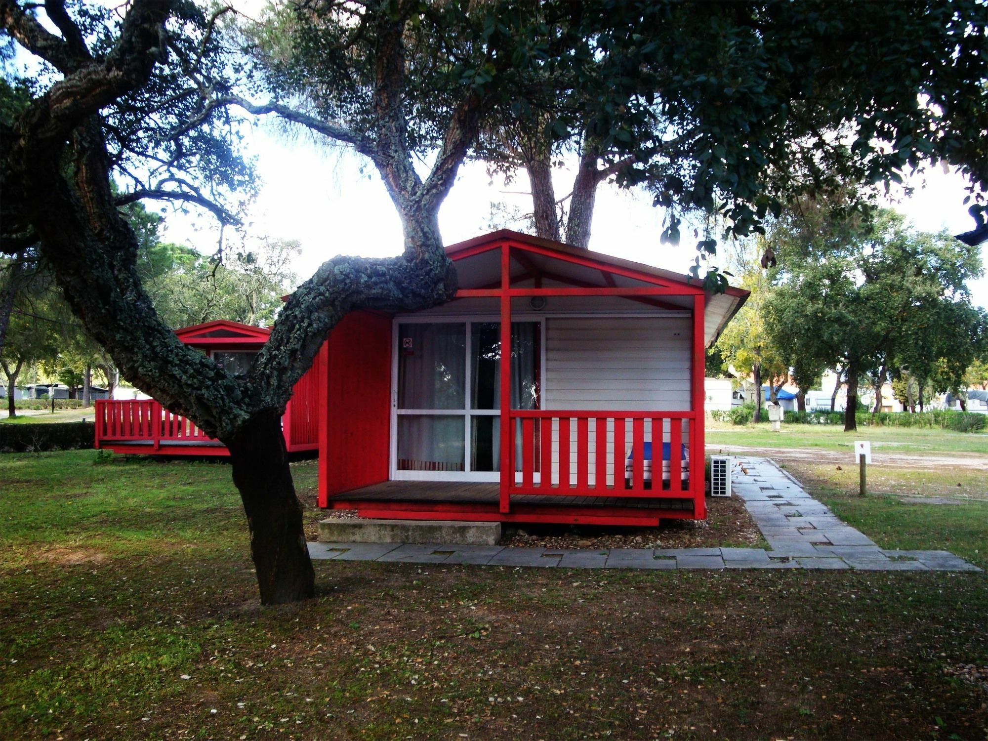فندق Parque De Campismo Orbitur مونتارجيل المظهر الخارجي الصورة